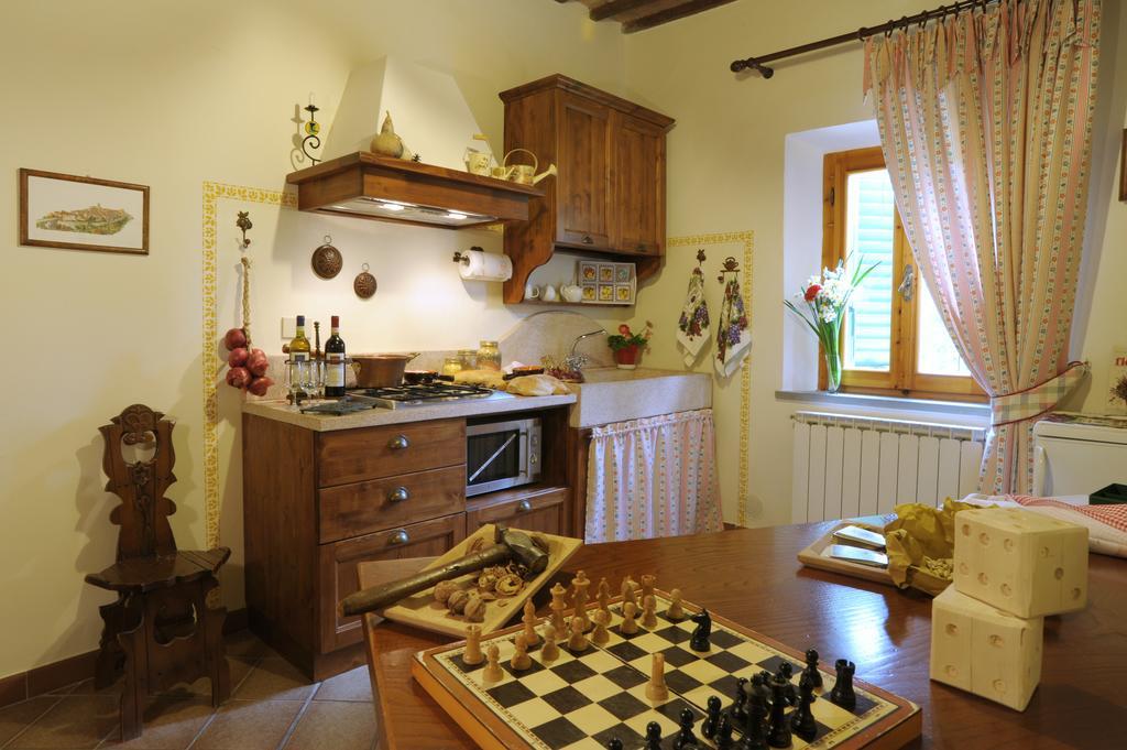 Agriturismo Podere Poggio Ai Cieli San Gimignano Pokój zdjęcie